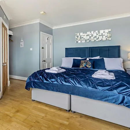 4 Bed In Newquay 82951 Newquay (Cornwall)